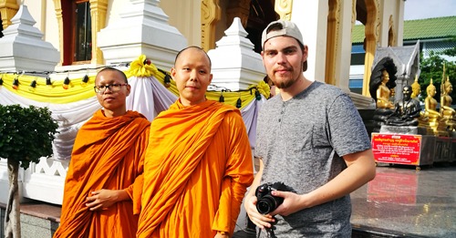 Bangkok - budhistickí mnísi