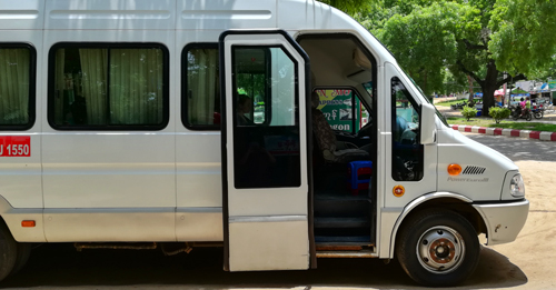 Autobus z Baganu do Mandalay - Mjanmarsko