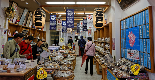 Tsukij market v Tokiu